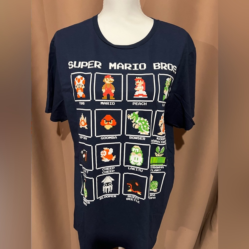 Nintendo Super Mario Boxed Pixel Characters Tee New